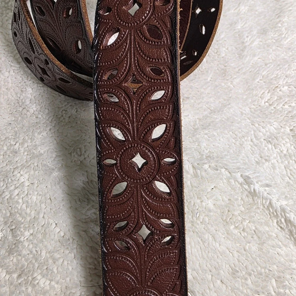 VTG Fossil Tooled Leather Belt Brown Cutout Floral Western Women Small Medium